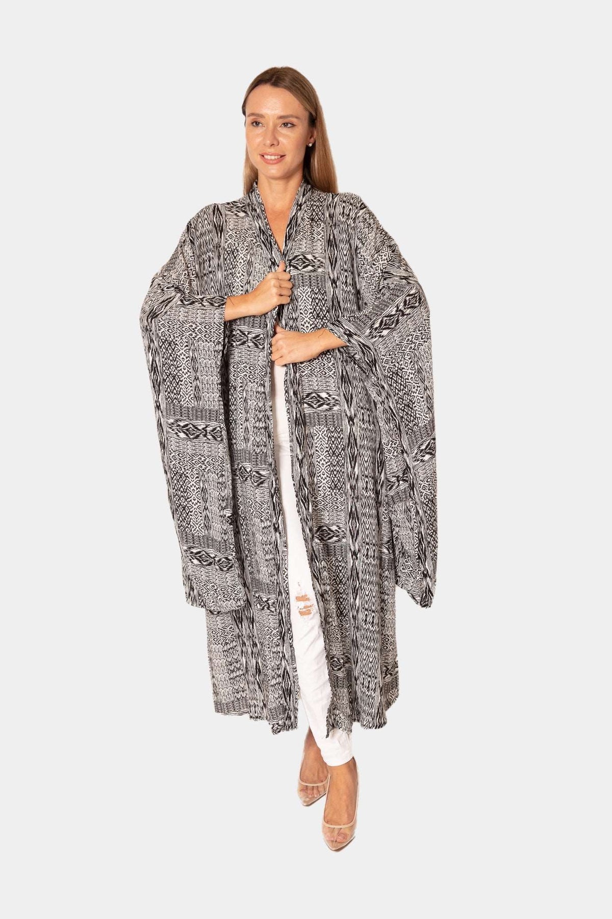 Signature Abaya With Evil Eye Paiet desert port