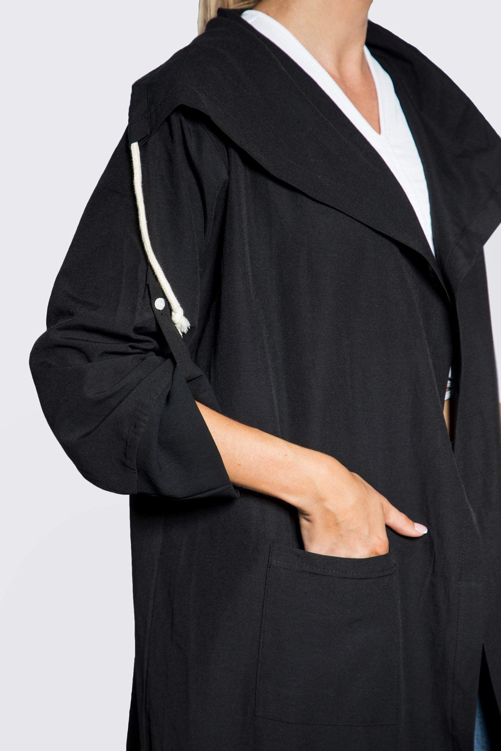 Modern Abaya-Desert Port-Abaya. ديتيلز عبايات 
