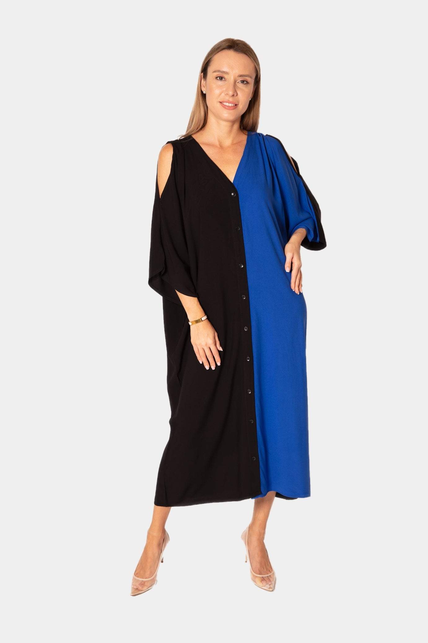 Women - Shirt Dress with  Embroidery Desert Port. فساتين عباية نسائية